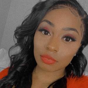 Meet your Posher, Martika